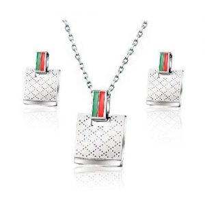Conjunto cadena, dije y aretes tipo gucci plata