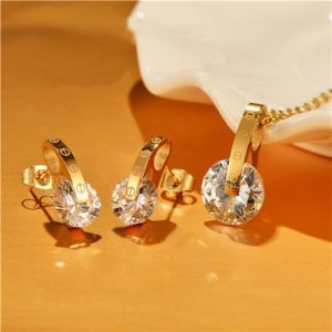 Conjunto cadena, dije y arete color dorado mod zirconia