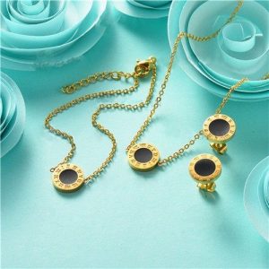 Conjunto cadena, pulsera, dije y aretes dorado estilo bvlgari