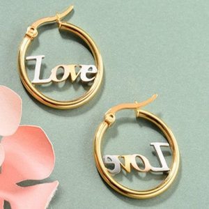 Arracadas dorado love