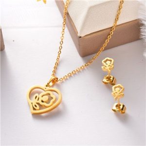 Conjunto collar y aretes modelo kb538A