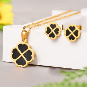 Conjunto collar y aretes modelo kb514A