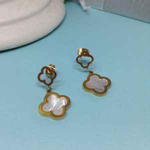 Aretes modelo kb459