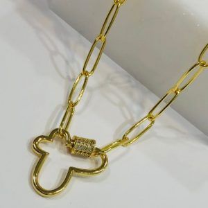 Collar dije mariposa