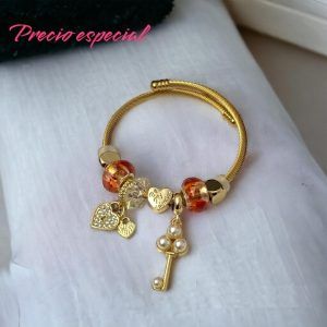 Pulsera charms acero inoxidable llave piedra roja